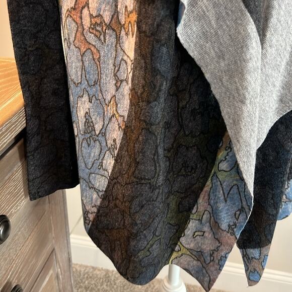 $165 Alberto Makali Cardigan ART
Wool Blend Open Front Long Sleeve Sweater LARGE - Picture 4 of 14